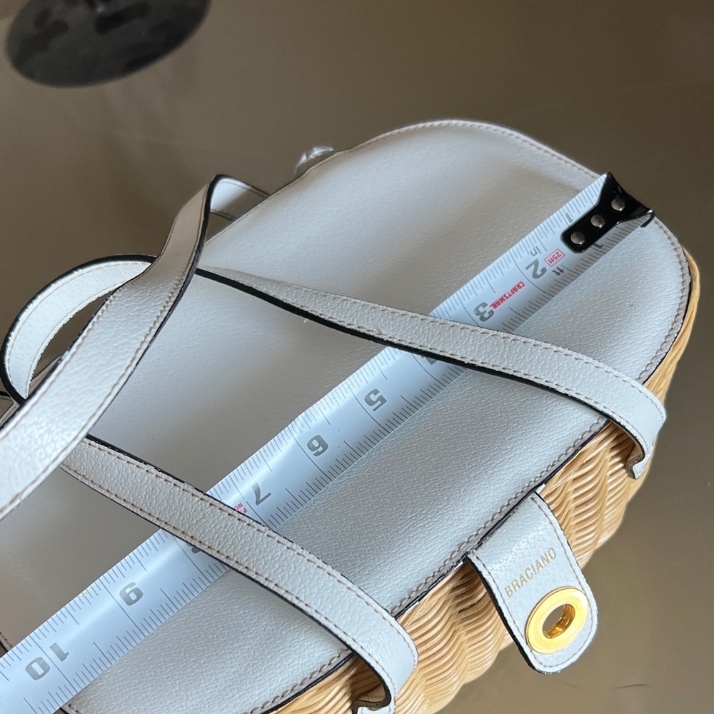 Braciano White and Tan Woven Shoulder Bag - Picture 7 of 10